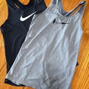 Nike Tank Tops Size Large